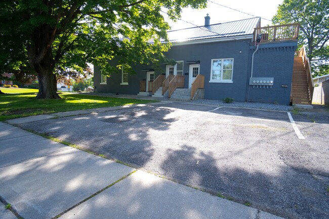 Photo du bâtiment - 117 Mcgregor St