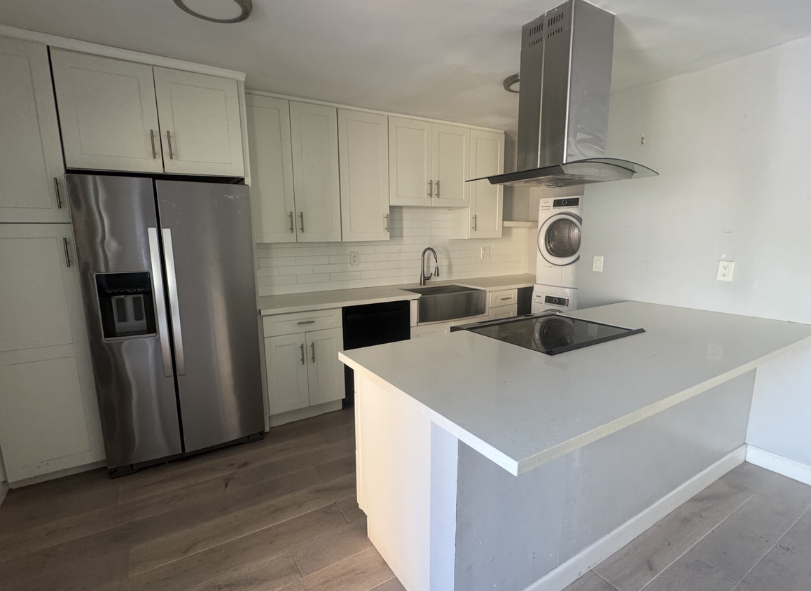 Foto principal - 951 Locust Ave