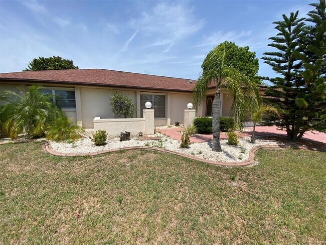 Foto del edificio - 27198 Guapore Dr