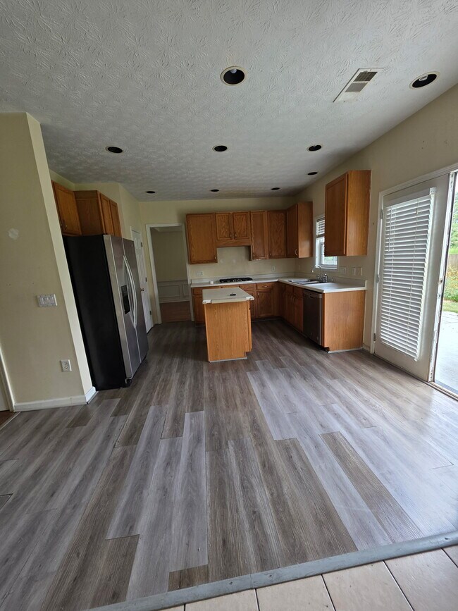 Foto del edificio - 378 Celia Glen Ct