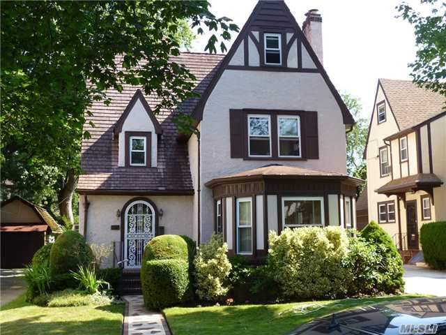 Primary Photo - 70-51 Juno St
