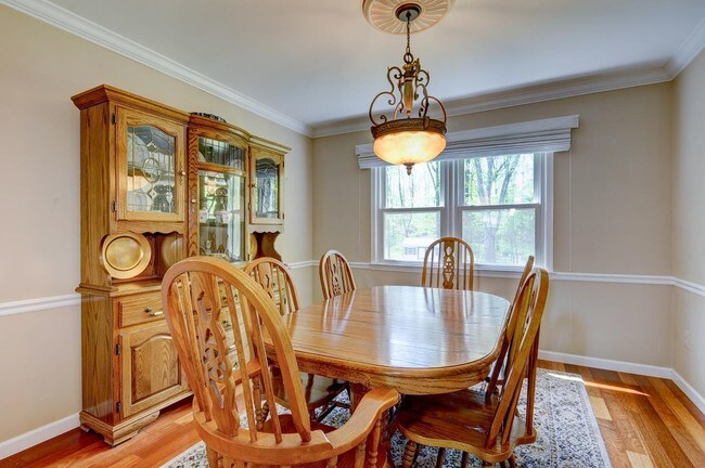 Foto del edificio - 76 Marshall Rd