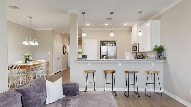 Building Photo - 2137 Big River St