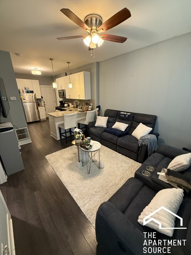 Building Photo - 1433 N Cleaver St