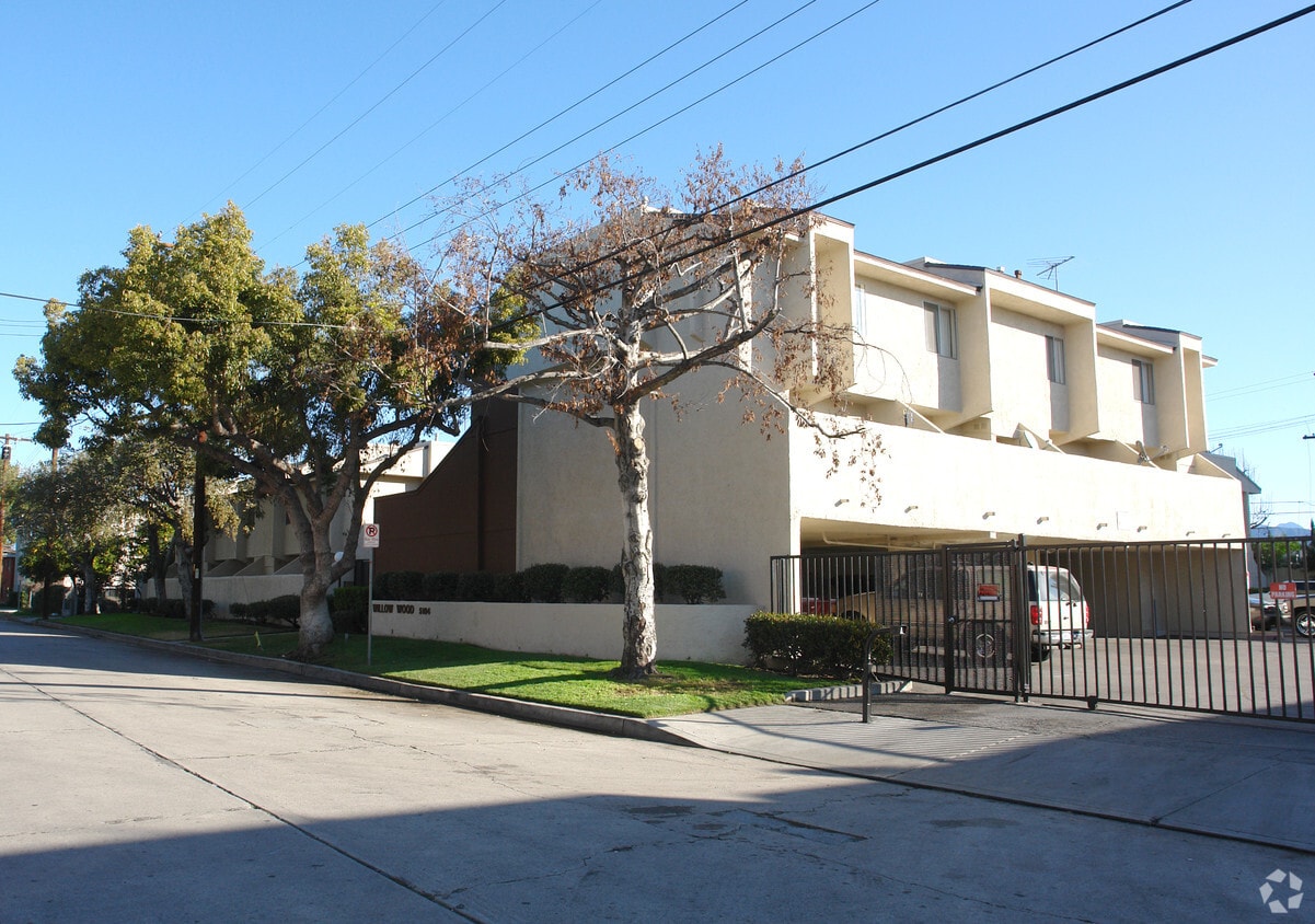 Building Photo - Denny Place & Willow Wood Apartments
