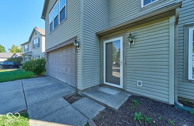 Building Photo - 14337 Weeping Cherry Dr