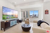 Foto principal - 10501 Wilshire Blvd