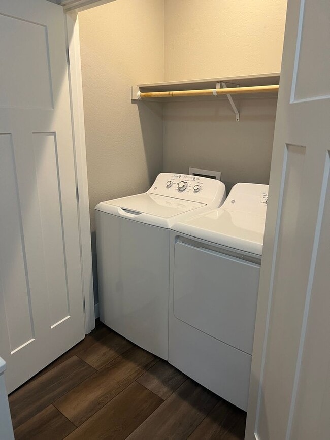 Foto del edificio - 2 Bedroom 2.5 Bath Townhome in desirable C...