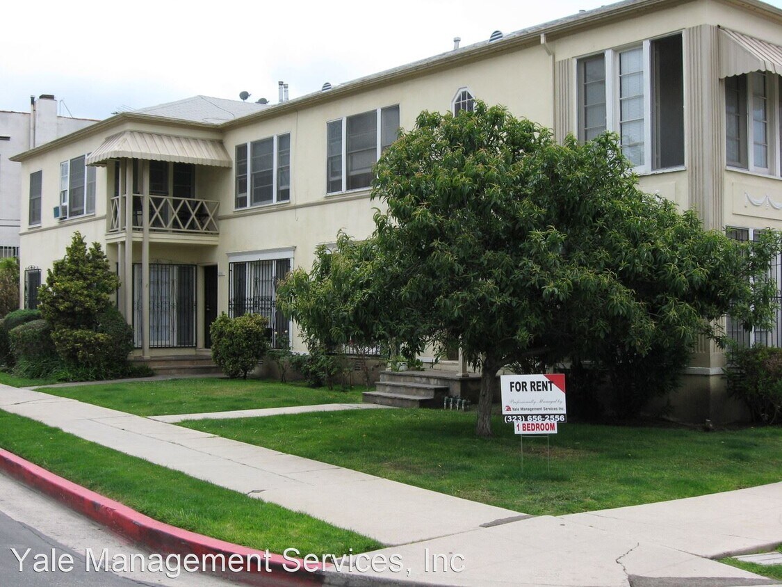 Foto principal - 8320-8326 W 1st St