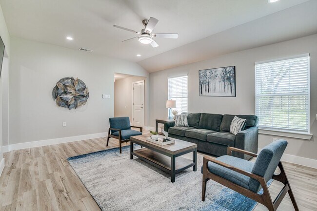 Foto del edificio - 2845 Oakdale St