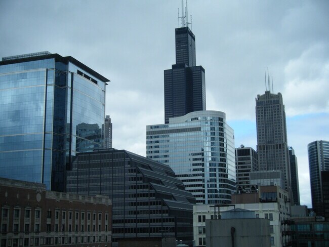 Foto del edificio - 60 E Monroe St