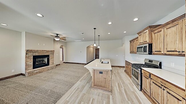 Foto del edificio - 7069 Hidden Trail Ln