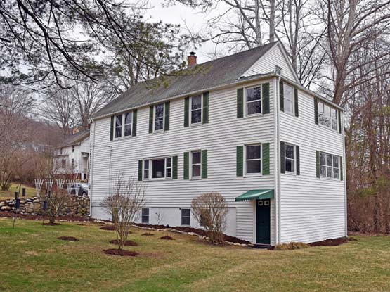 Building Photo - 33 Brookside Ave