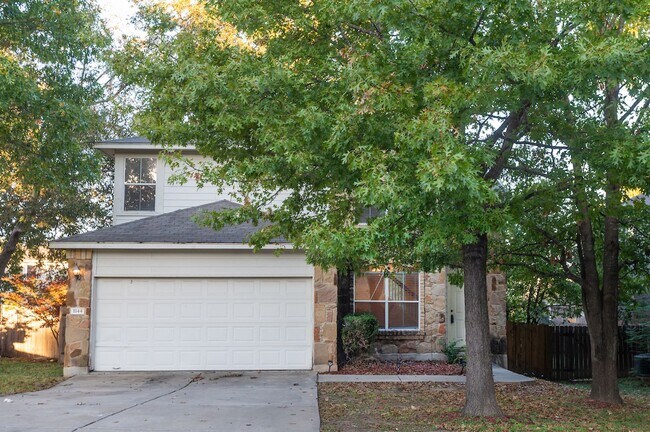 Building Photo - Attractive 2 Story in Round Rock Ranch - W...