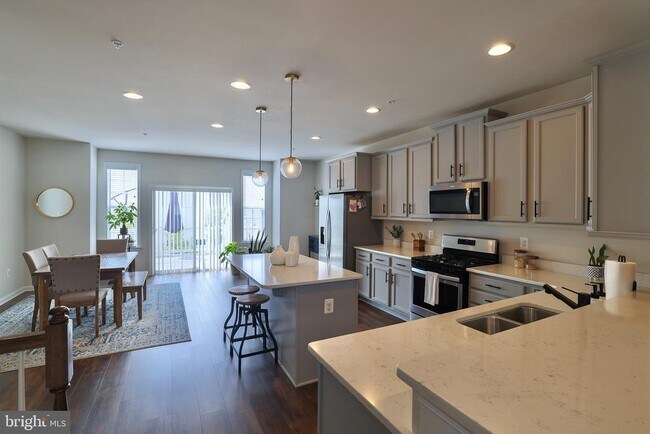 Foto del edificio - 7517 Van Allen Ln