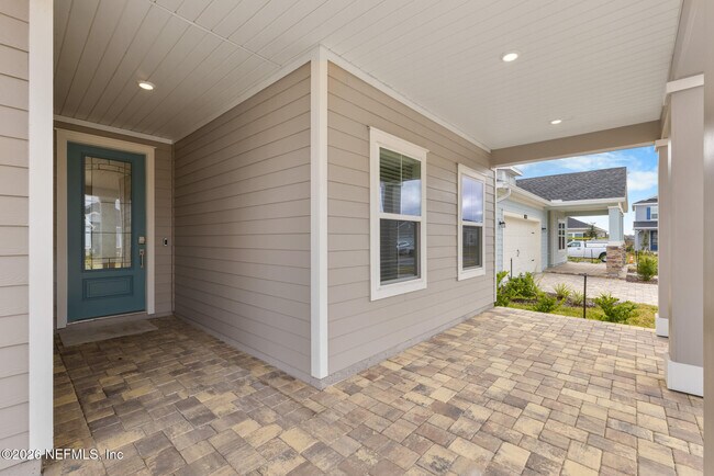 Building Photo - 299 Pentwater Rd