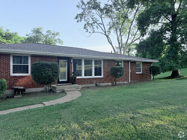 Building Photo - 1315 Bell Grimes Ln