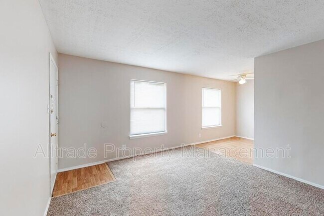 Building Photo - 4862 Fegenbush Ln