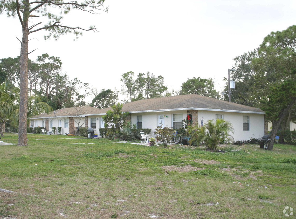 Primary Photo - 4944 Kirk Rd