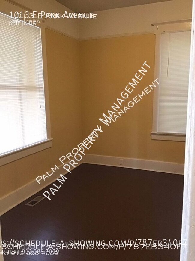 Building Photo - 1013 E Park Ave