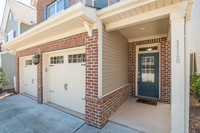 Foto del edificio - 3BR Home in Trivium at Brier Creek | Loft & 2-Car Garage