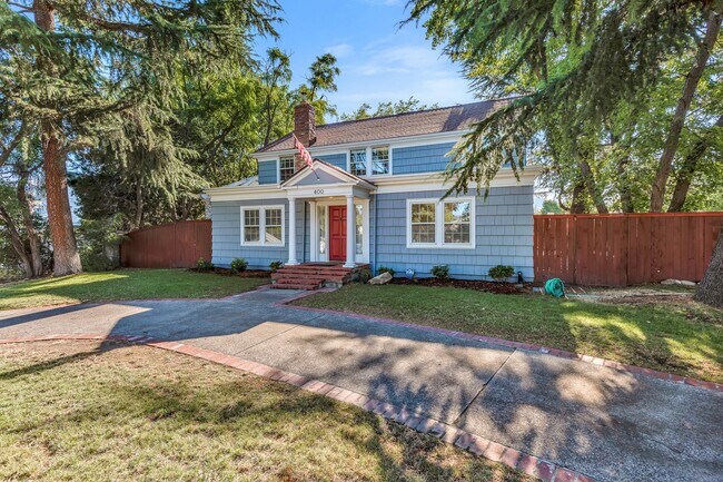 Foto del edificio - Beautiful Estate for Rent in Ashland