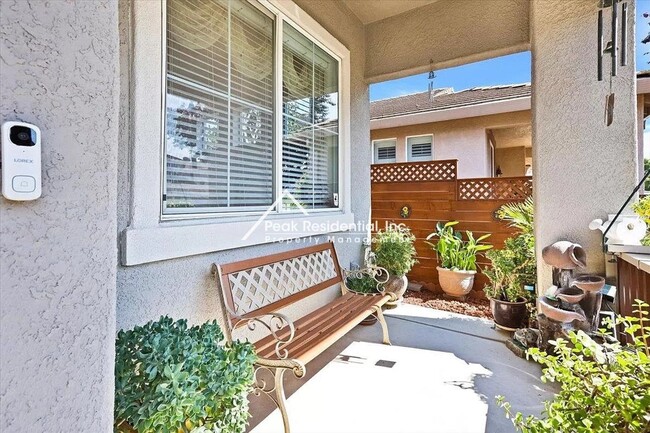 Foto del edificio - Wonderful Elk Grove 4bd/3ba Home with 3 Ca...