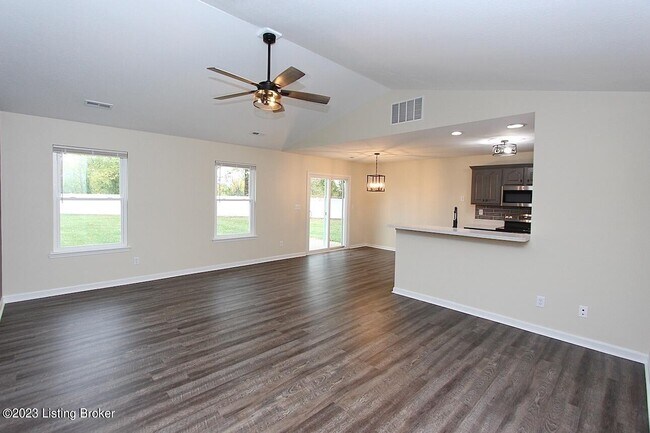 Building Photo - 3601 Rolling Ridge Way