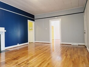 Building Photo - 105 N Liberty St