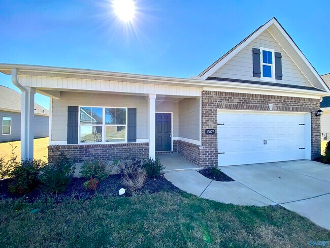 Building Photo - 13027 Lantern Pointe Wy