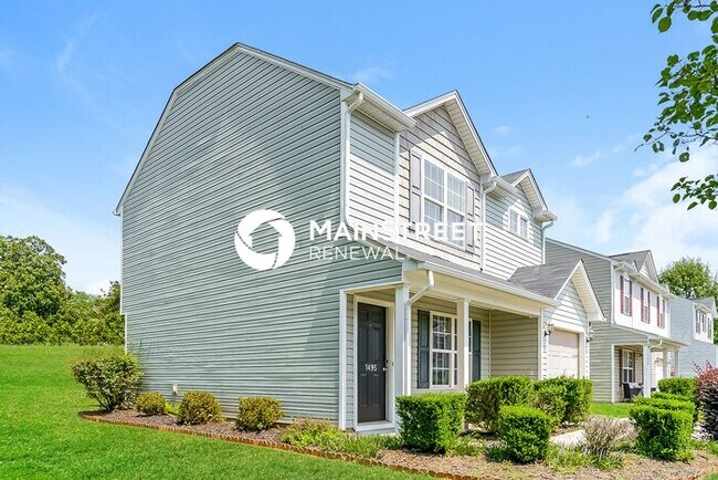 Building Photo - 3 Bedroom Pet-Friendly Home in Winston-Salem, NC with Main Street Renewal