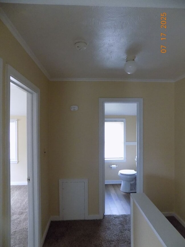 Building Photo - 455 Ralph St