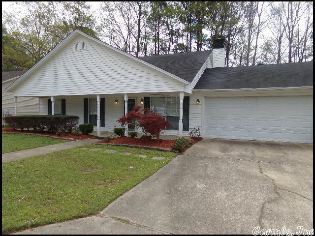 Building Photo - 1009 Foxwood Dr