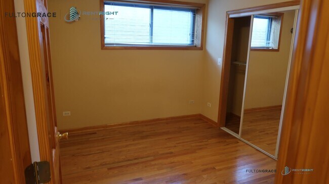 Foto del edificio - 1402 N Ashland Ave