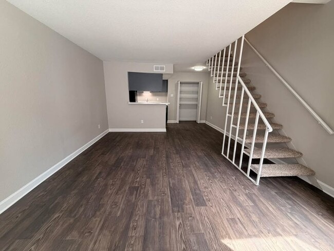 Building Photo - Casa Colinas Apartments