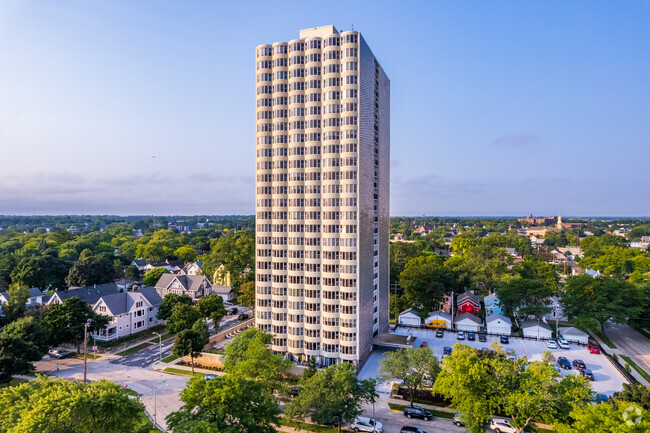 Building Photo - Bay View Terrace