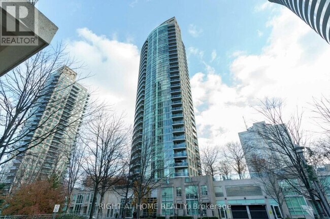 Building Photo - 70 Absolute Ave