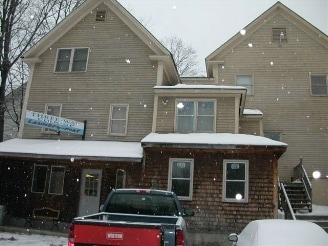 Primary Photo - 30 Henniker St
