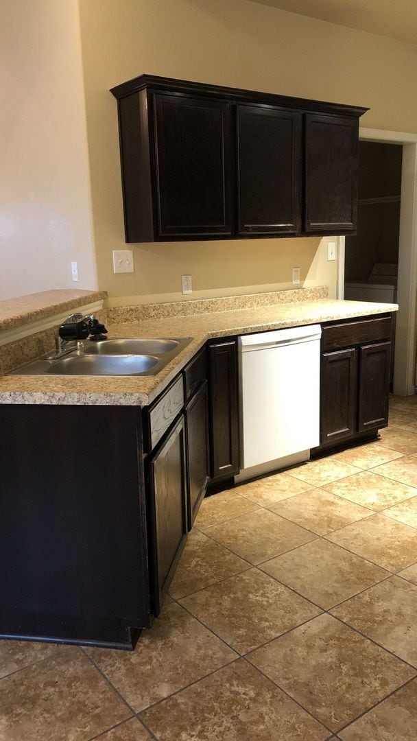 Foto del edificio - 1205 Cavalry Ln