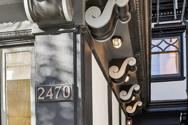 Foto del edificio - 2470 Broadway