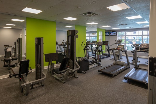 Fitness Center - The Elms at Germantown