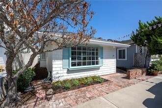 Building Photo - 122 Apolena Ave