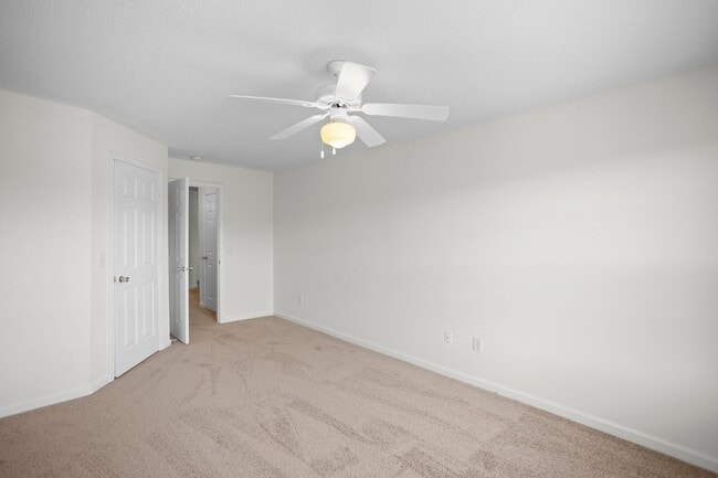 Building Photo - Greenhaven Trace Apartments