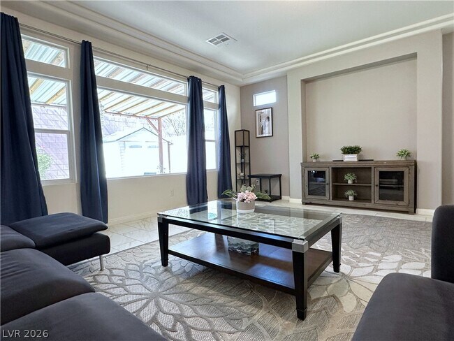 Building Photo - 8573 Silver Coast St