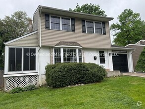 Building Photo - 103 Milford Ave