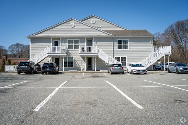 Building 02 - 128 Meridian St