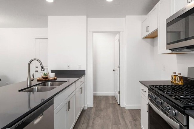Building Photo - 953 Drifter Ln