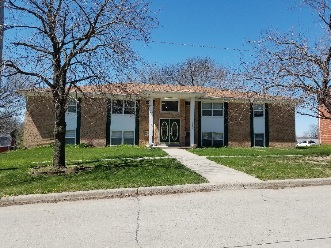 Building Exterior (in the Spring) - 543 S Locust St