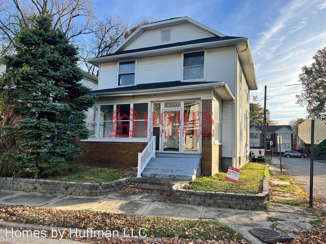 1322 SE 1st St, Evansville, IN 47713 House Rental in Evansville, IN