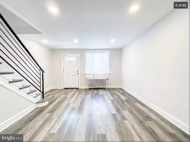 Building Photo - 6481 Ross St
